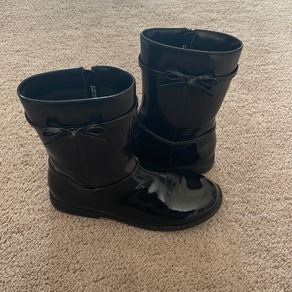 Girls black Patton boots size 3